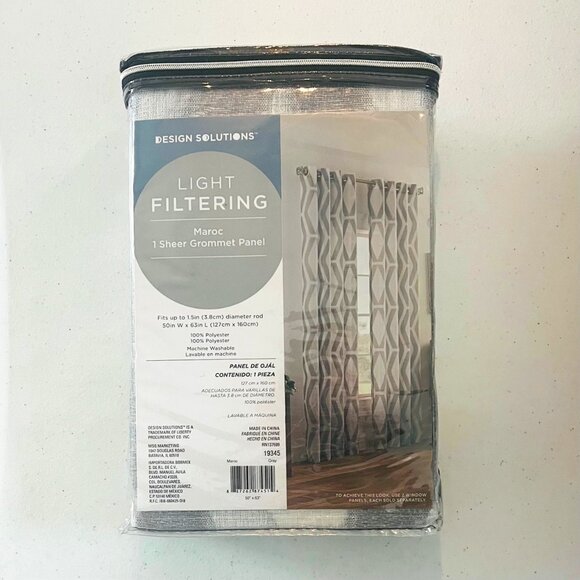 (1) Design Solutions Light Filtering Sheer Grommet Panel - Picture 5 of 7